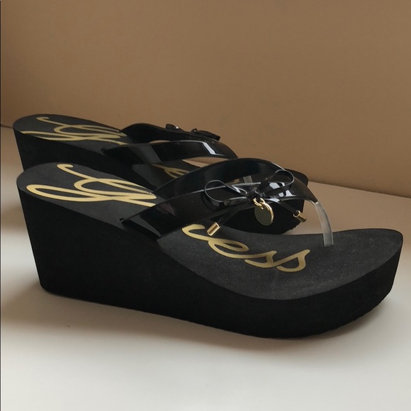 guess black wedge sandals